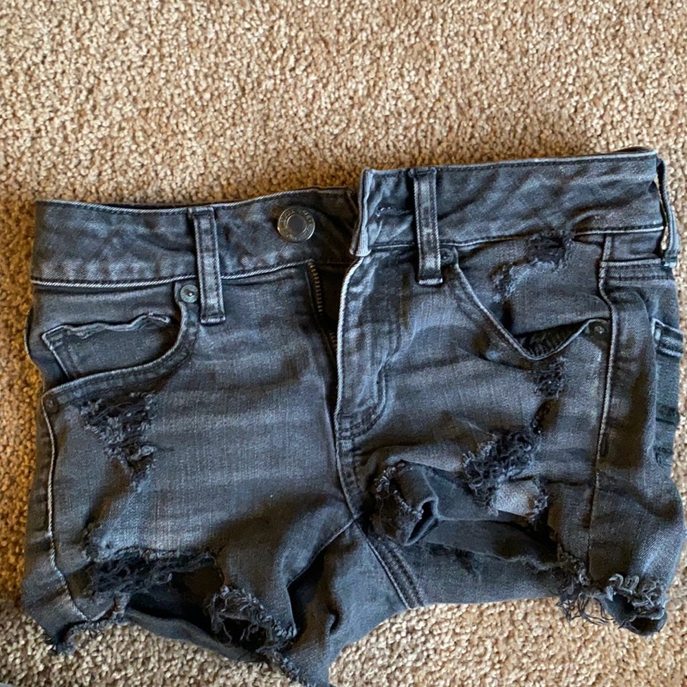 Cute ripped jean shorts